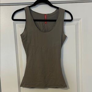 SPANXshape Invisible small brown/tan smoothing tank